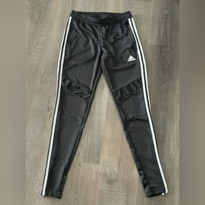 Adidas AEROREADY pants